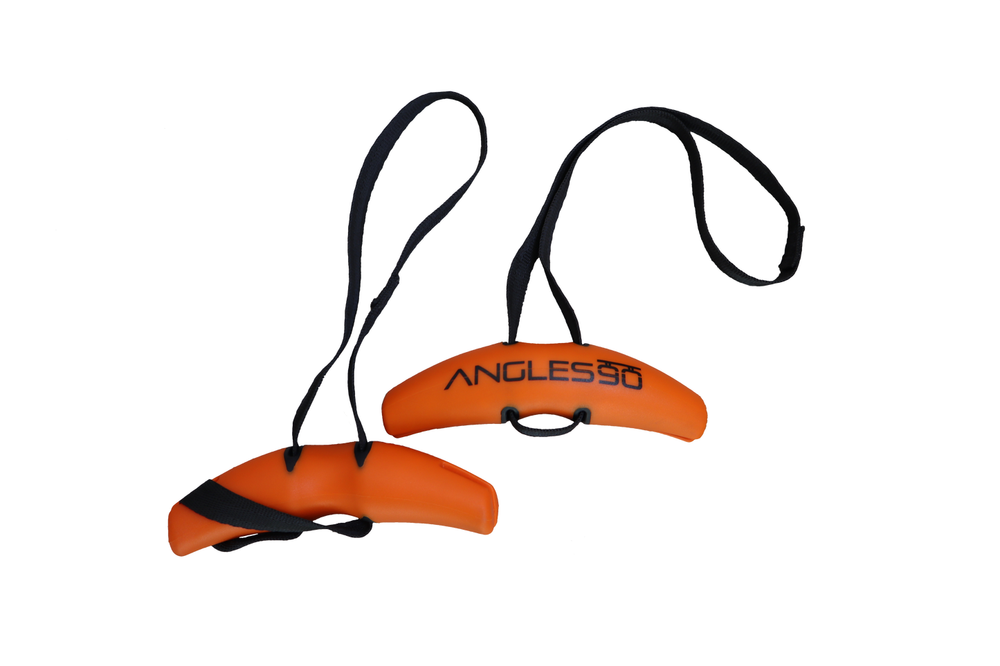 Angles90 A90 Grips – zwei orange Trainingsgriffe mit schwarzen Schlaufen, vor schwarzem Hintergrund, ideal für funktionelles und gelenkschonendes Krafttraining.