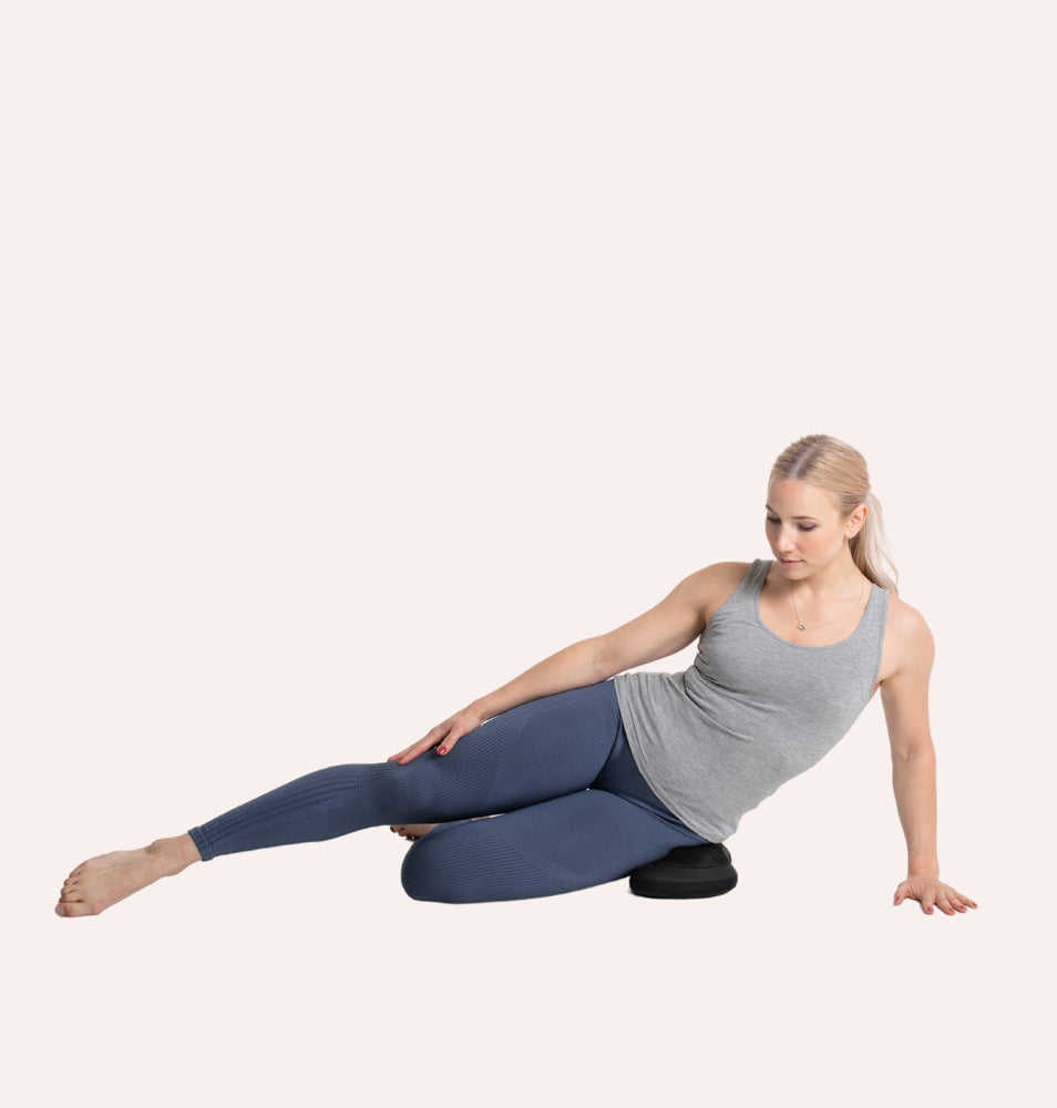 MASSAGE PILLOW HEAT - warms and massages neck and shoulders