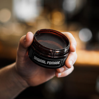 Charlemagne Original Pomade – Klassischer Glanz & Flexibler Halt (100 ml)