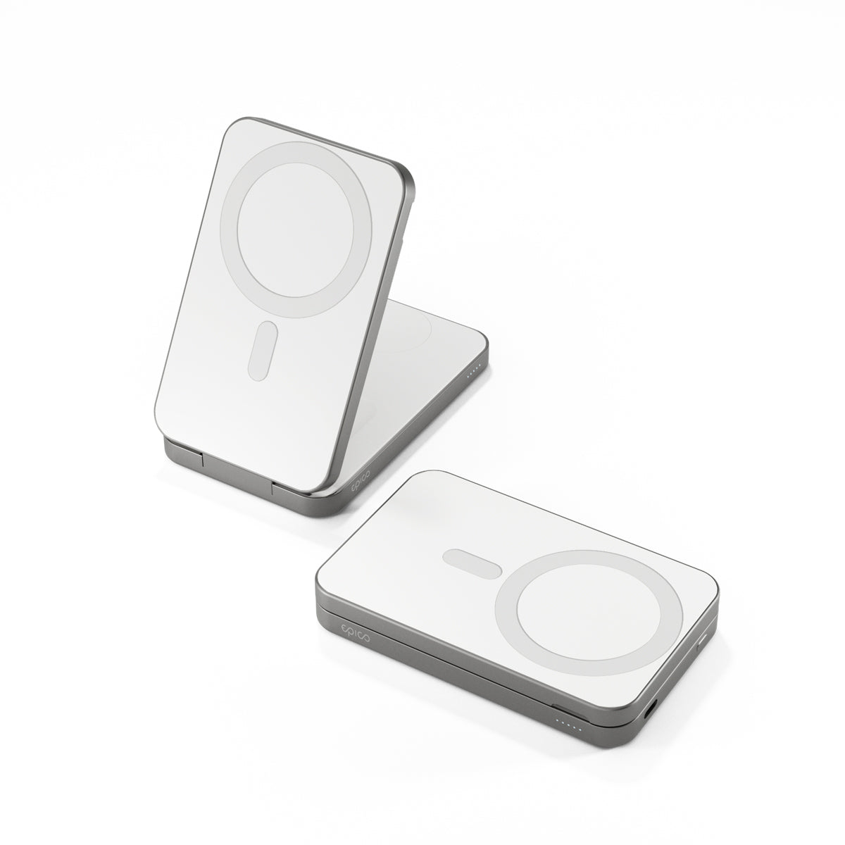 Epico UltraBase 4in1 Fold Power Bank EF50 – 8000mAh klappbare Powerbank mit MagSafe-Ladestation in Weiß, auf und zugeklappt