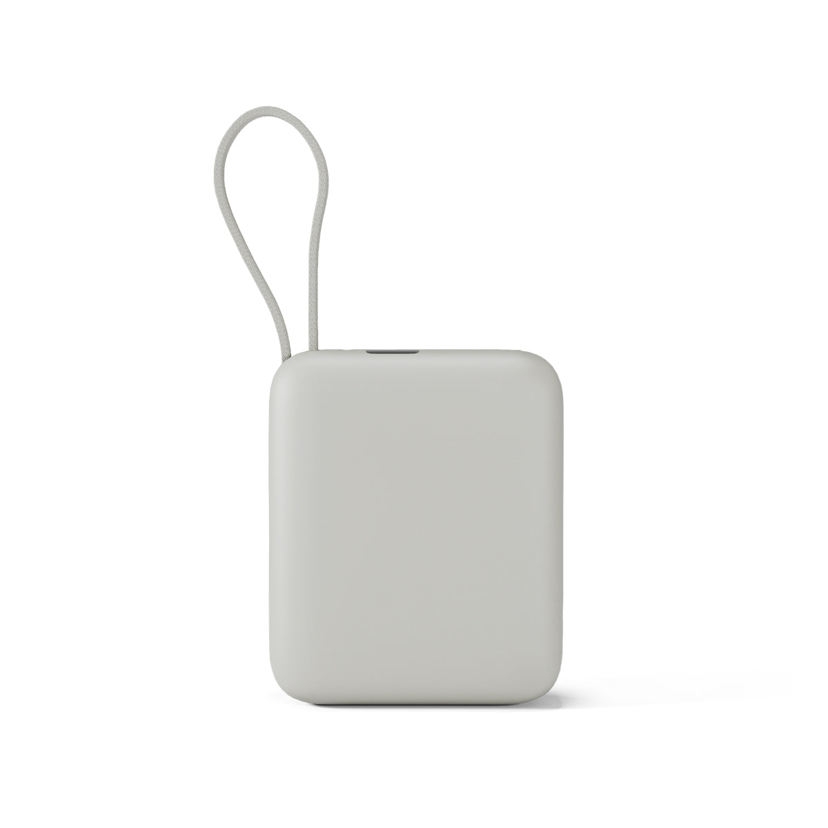 Epico UltraPack Power Bank EP19 – 10000mAh Schnelllade-Powerbank mit 35W Output, integriertem Kabel und Display, in Grau, Rückseite mit Schlaufe