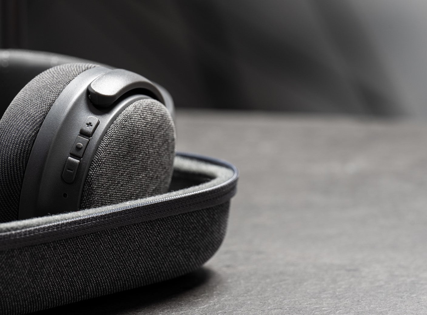 onanoff Fokus+ - Wireless noise cancelling over-ear Kopfhörer