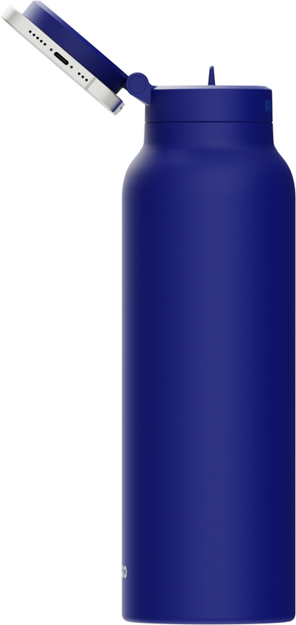 Blaue Ringo Flasche mit geöffnetem Magnethalter